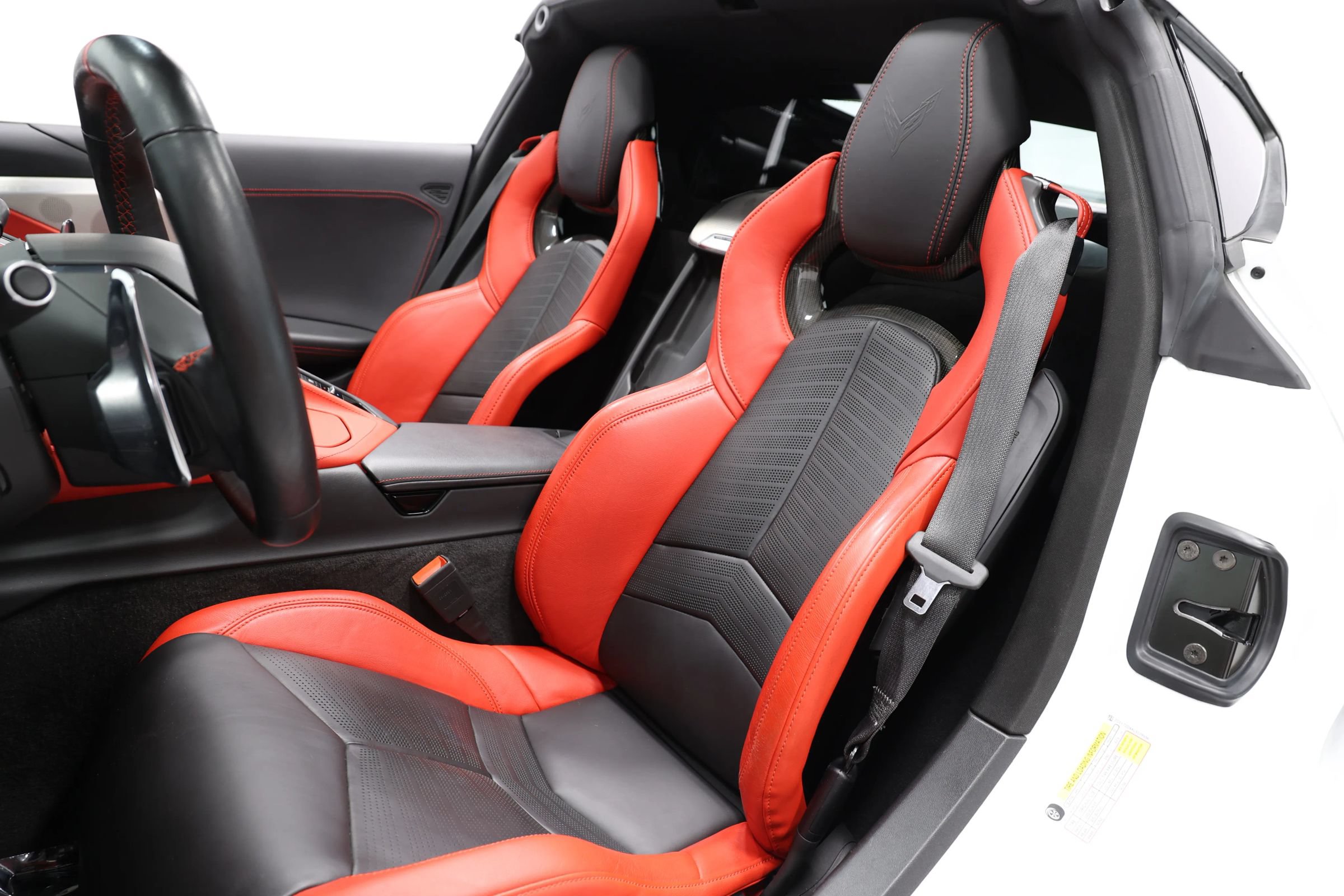 Used 2020 Chevrolet Corvette Stingray Preferred Cpe w/ 2LT Preferred Equipment Group RWD image 3