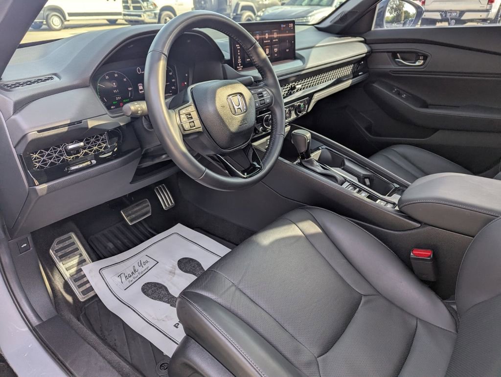 Used 2025 Honda Accord Sport image 23
