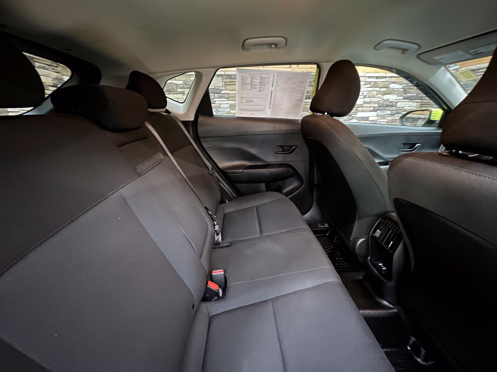 Used 2024 Hyundai Kona SEL AWD/4WD image 35