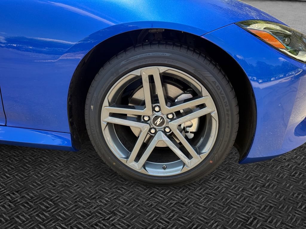 Used 2026 Nissan Z Sport w/ Floor Mat Package RWD image 11