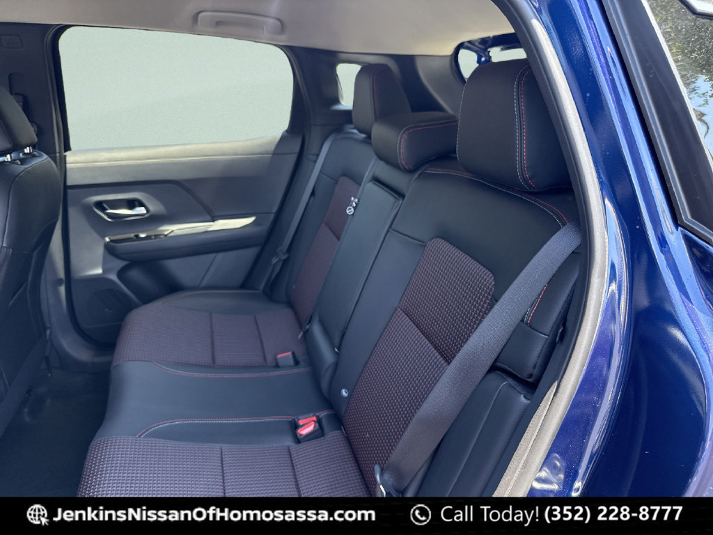 New 2026 Nissan Kicks SR w/ Cold Weather Package FWD image 29