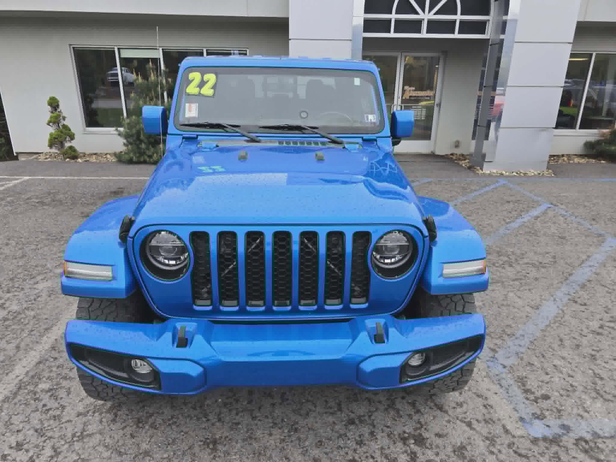 Used 2022 Jeep Gladiator Overland AWD/4WD image 9