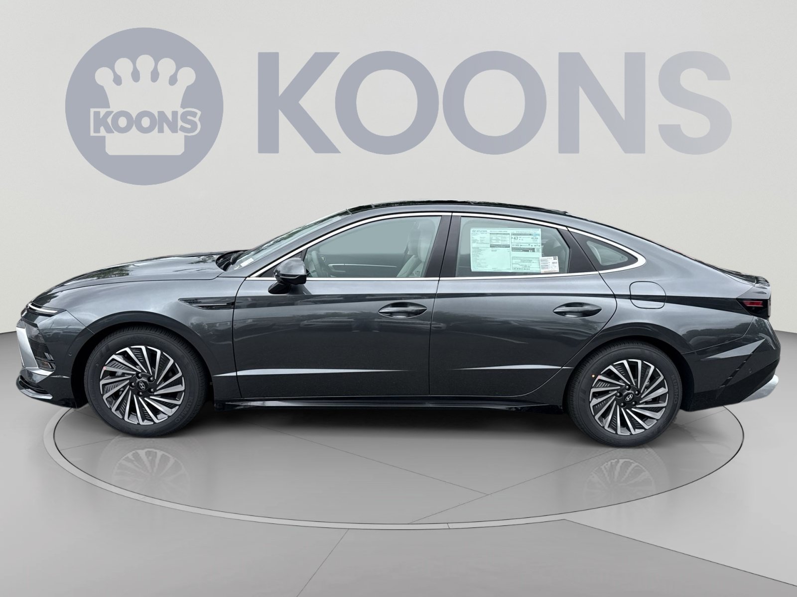 New 2026 Hyundai Sonata Limited FWD image 2