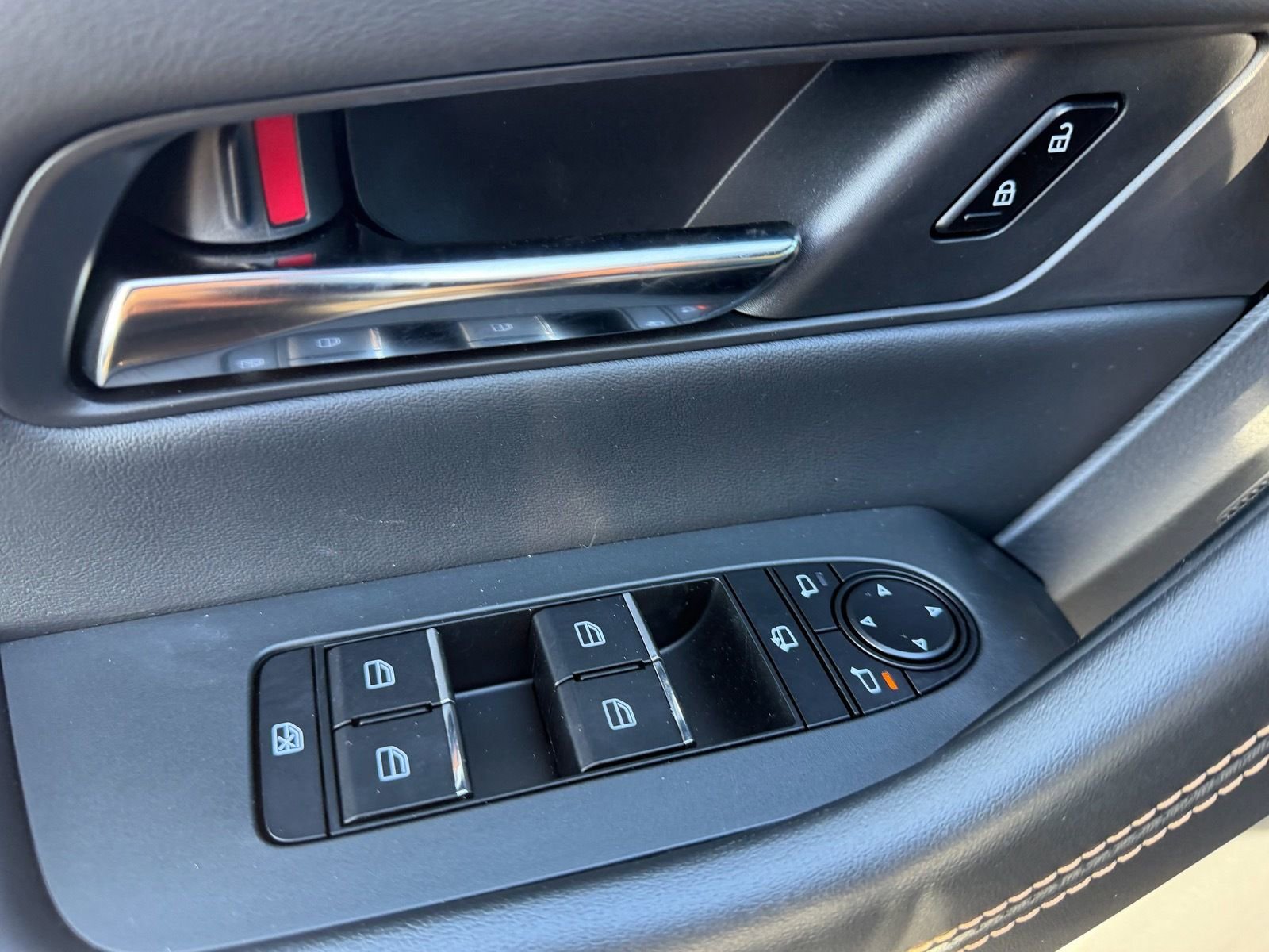 New 2026 MAZDA CX-90 Plug-In Hybrid w/ Premium Plus image 22