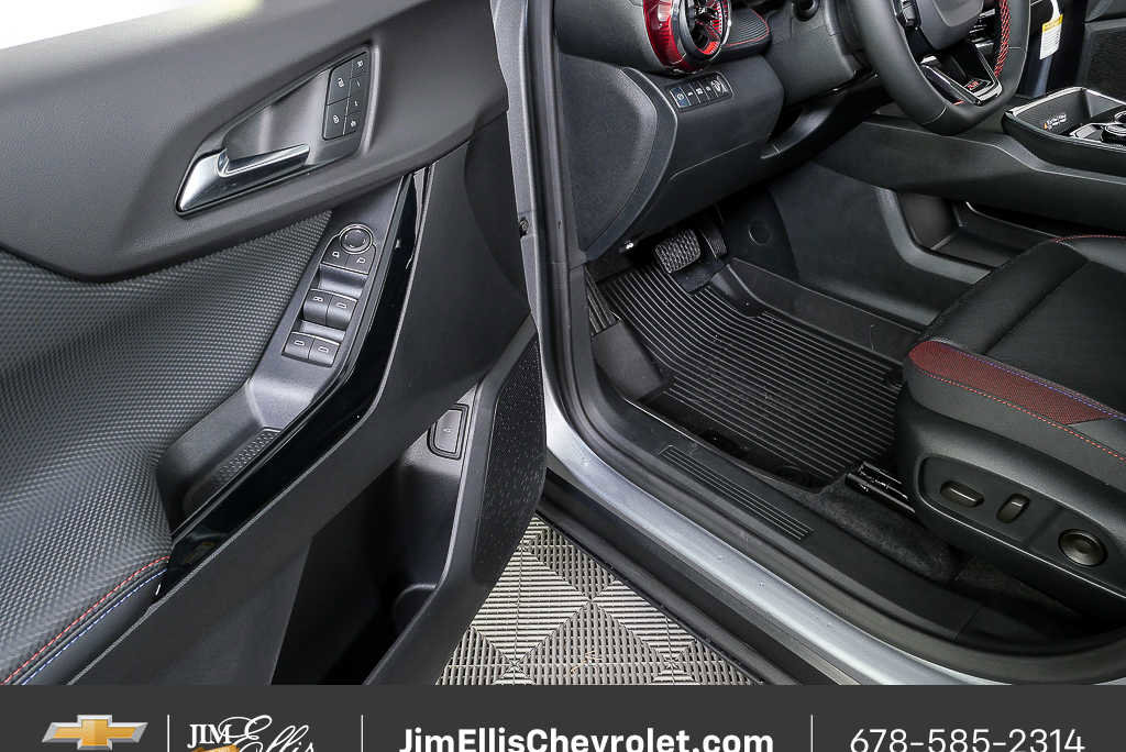New 2026 Chevrolet Equinox RS w/ Convenience Package III image 7