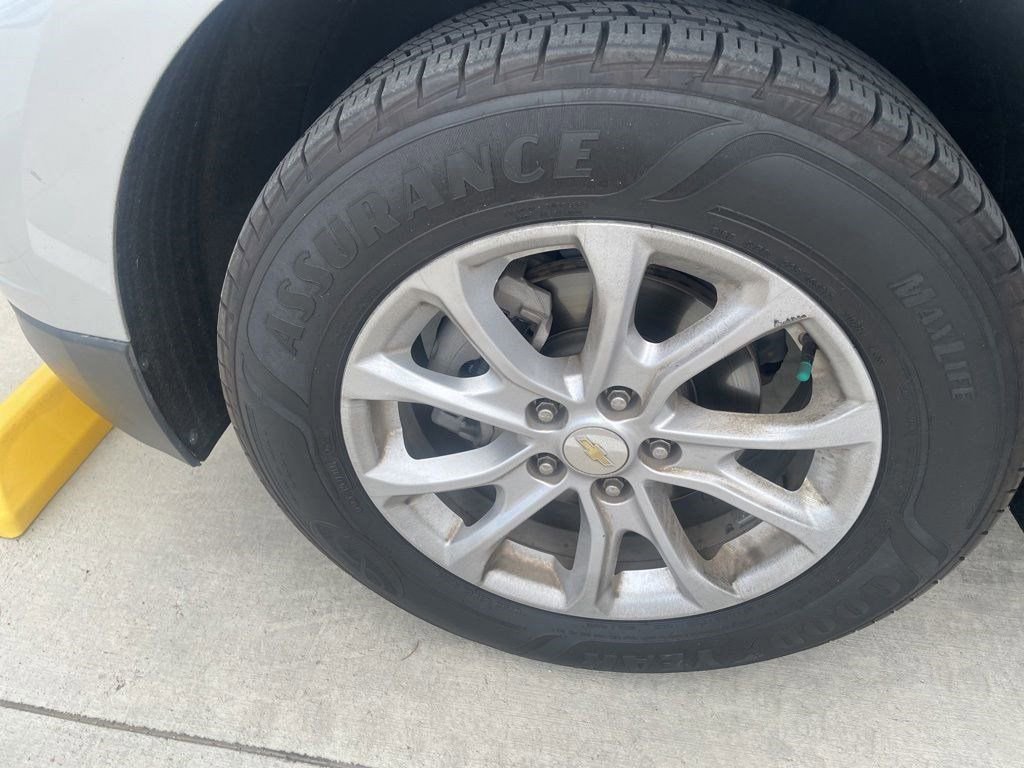 Used 2020 Chevrolet Equinox LT AWD/4WD image 18