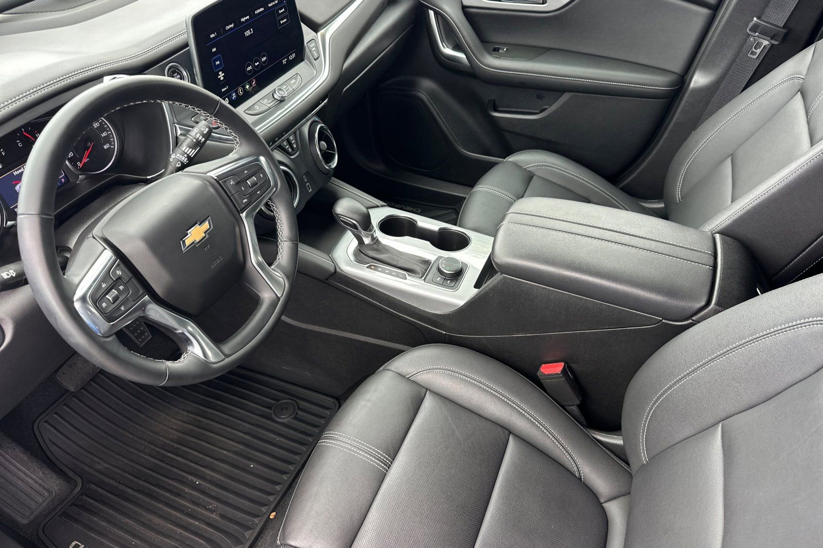 Used 2024 Chevrolet Blazer LT FWD image 10