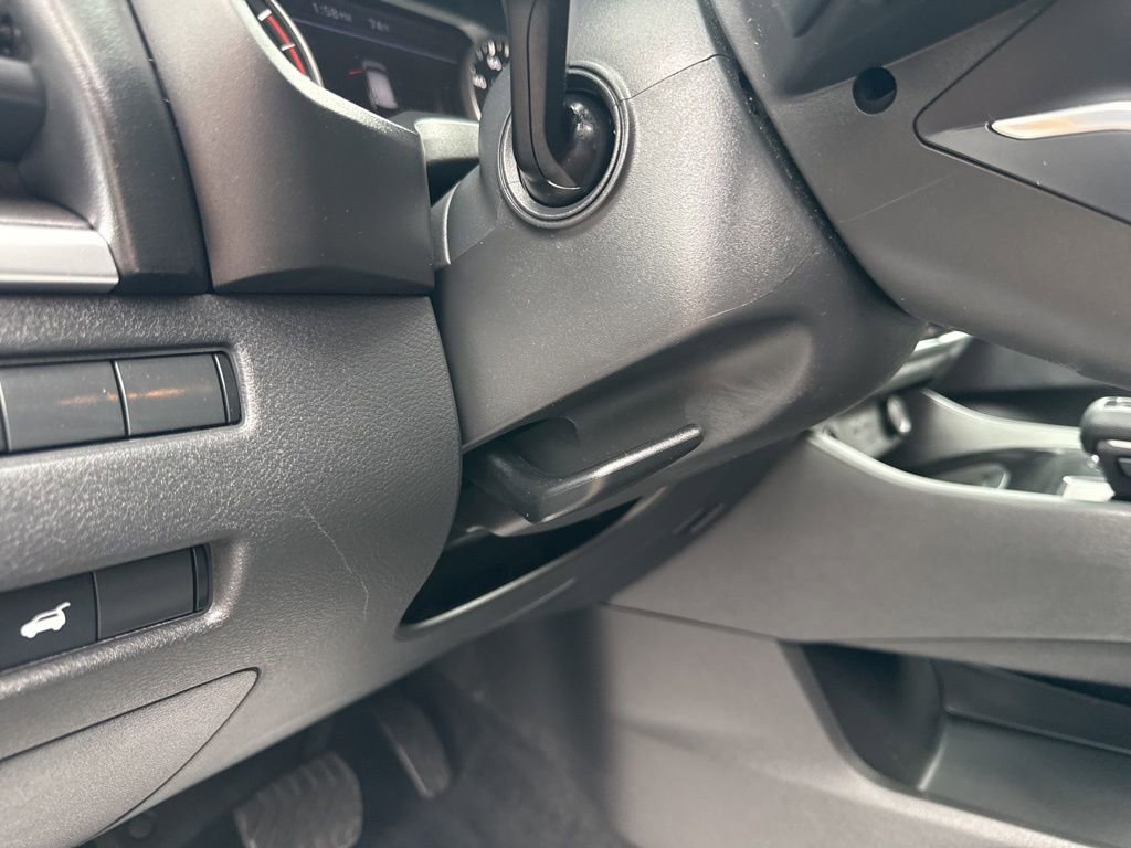 Used 2024 Nissan Rogue SV image 16