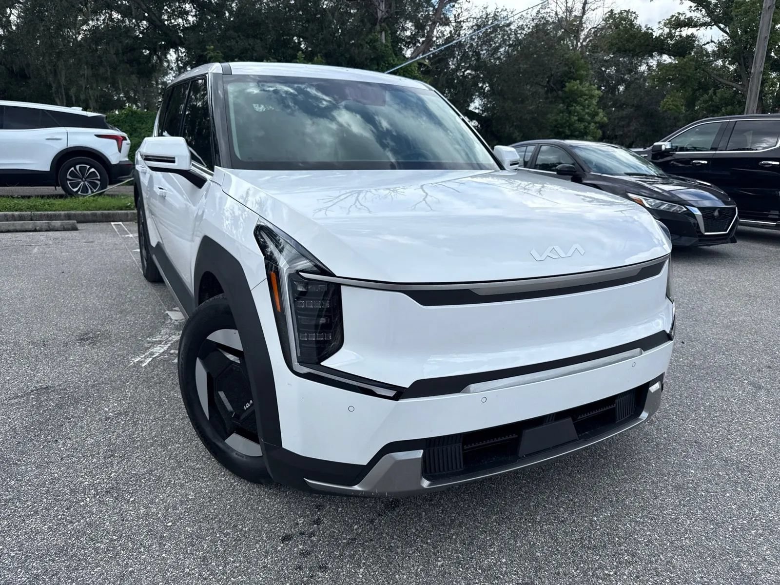 Used 2026 Kia EV9 Light RWD image 4