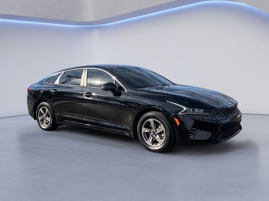 Used 2021 Kia K5 LX image 1