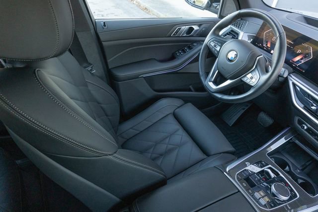 Certified 2025 BMW X5 xDrive40i w/ Parking Assistance Package image 23