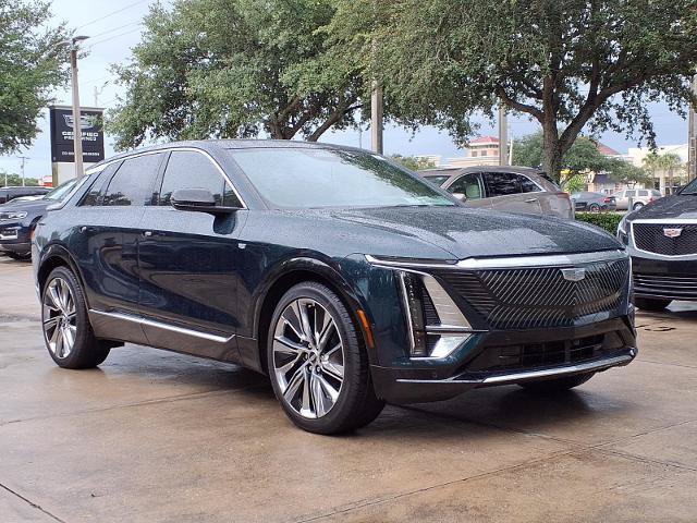 New 2026 Cadillac Lyriq Signature Luxury w/ LPO, Floor Liner Package RWD image 5