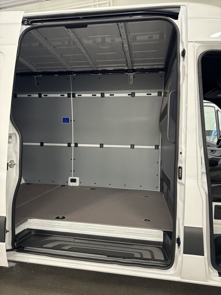 New 2025 Mercedes-Benz Sprinter 3500 image 23