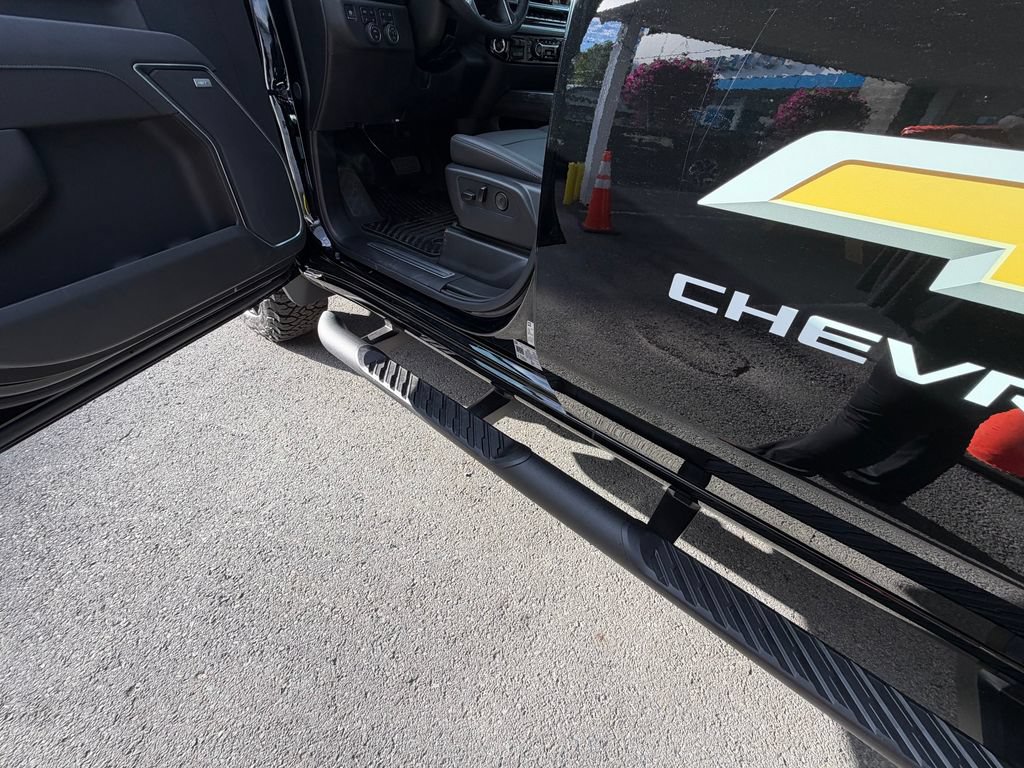 New 2026 Chevrolet Silverado 2500 LTZ w/ LTZ Plus Package AWD/4WD image 13