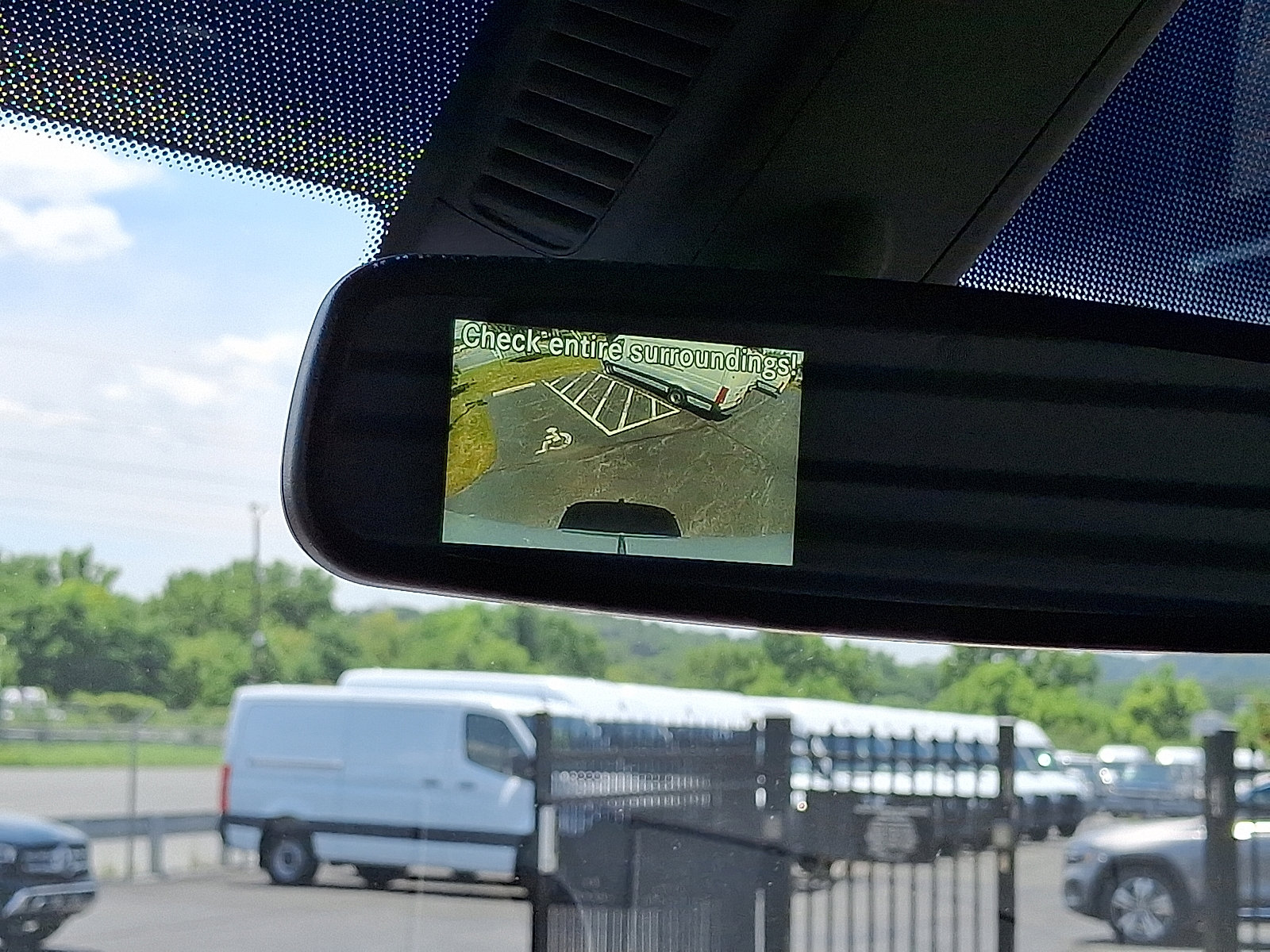 Used 2025 Mercedes-Benz Sprinter 2500 image 19