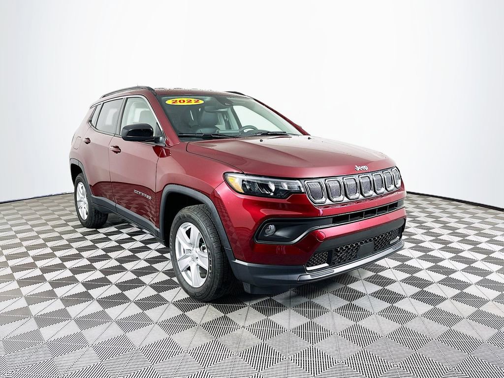 Certified 2022 Jeep Compass Latitude image 2