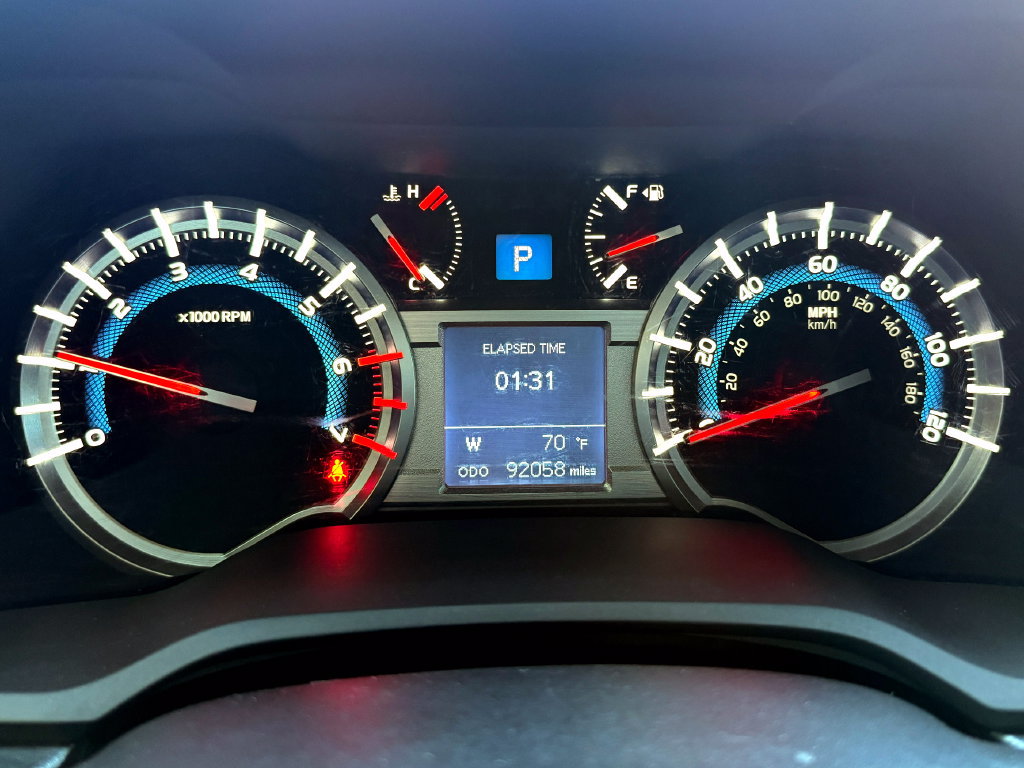 Used 2016 Toyota 4Runner SR5 AWD/4WD image 17
