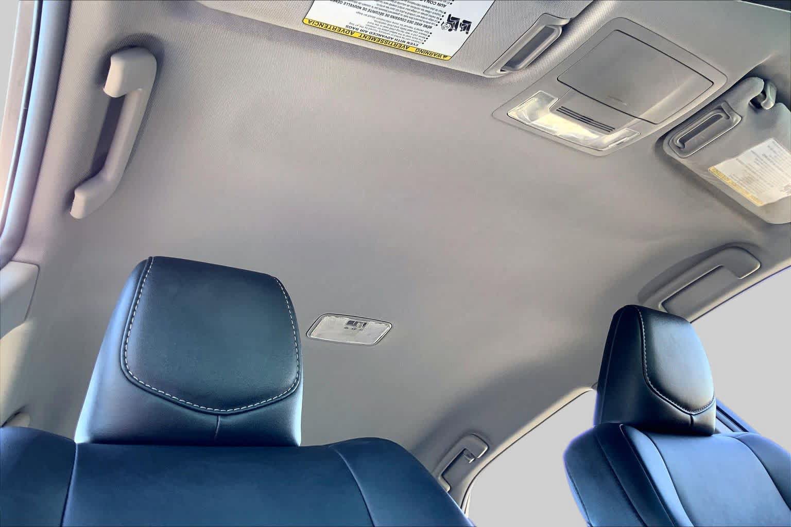 Used 2014 Toyota Camry SE FWD image 13
