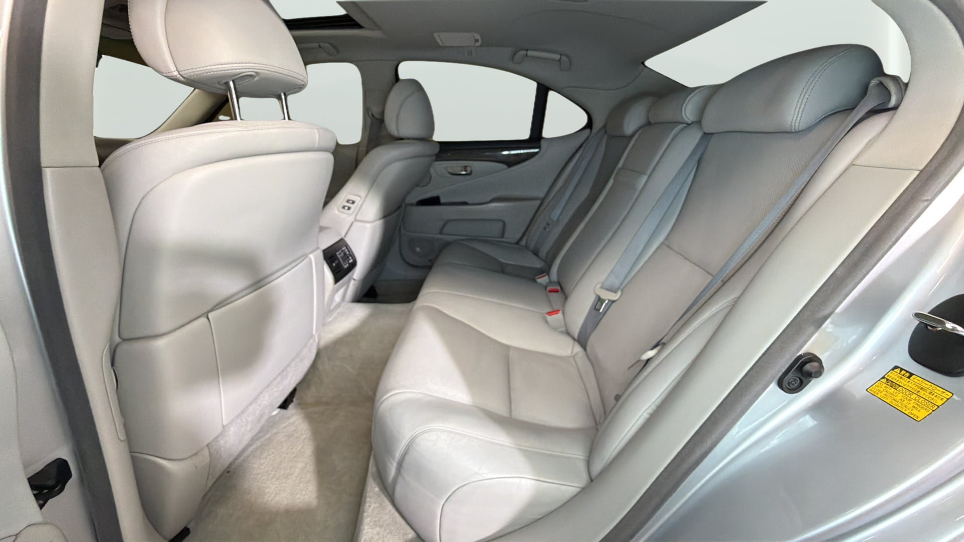 Used 2012 Lexus LS 460 w/ Luxury Value Edition RWD image 33