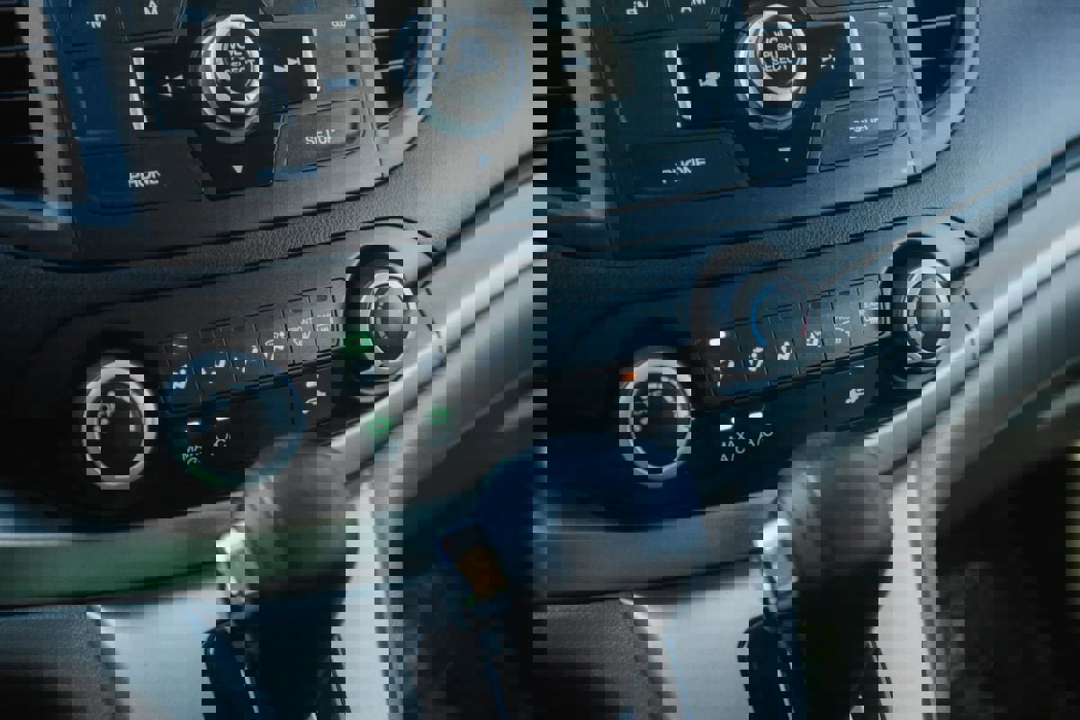 Used 2013 Honda CR-V LX image 21