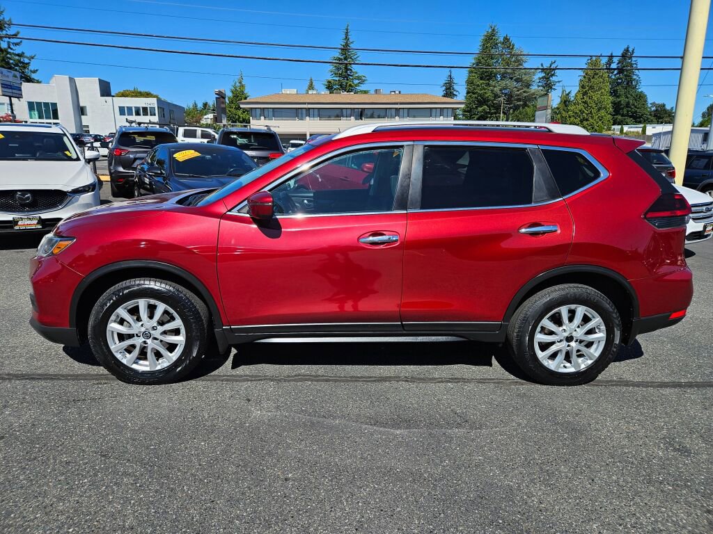Used 2018 Nissan Rogue SV image 7