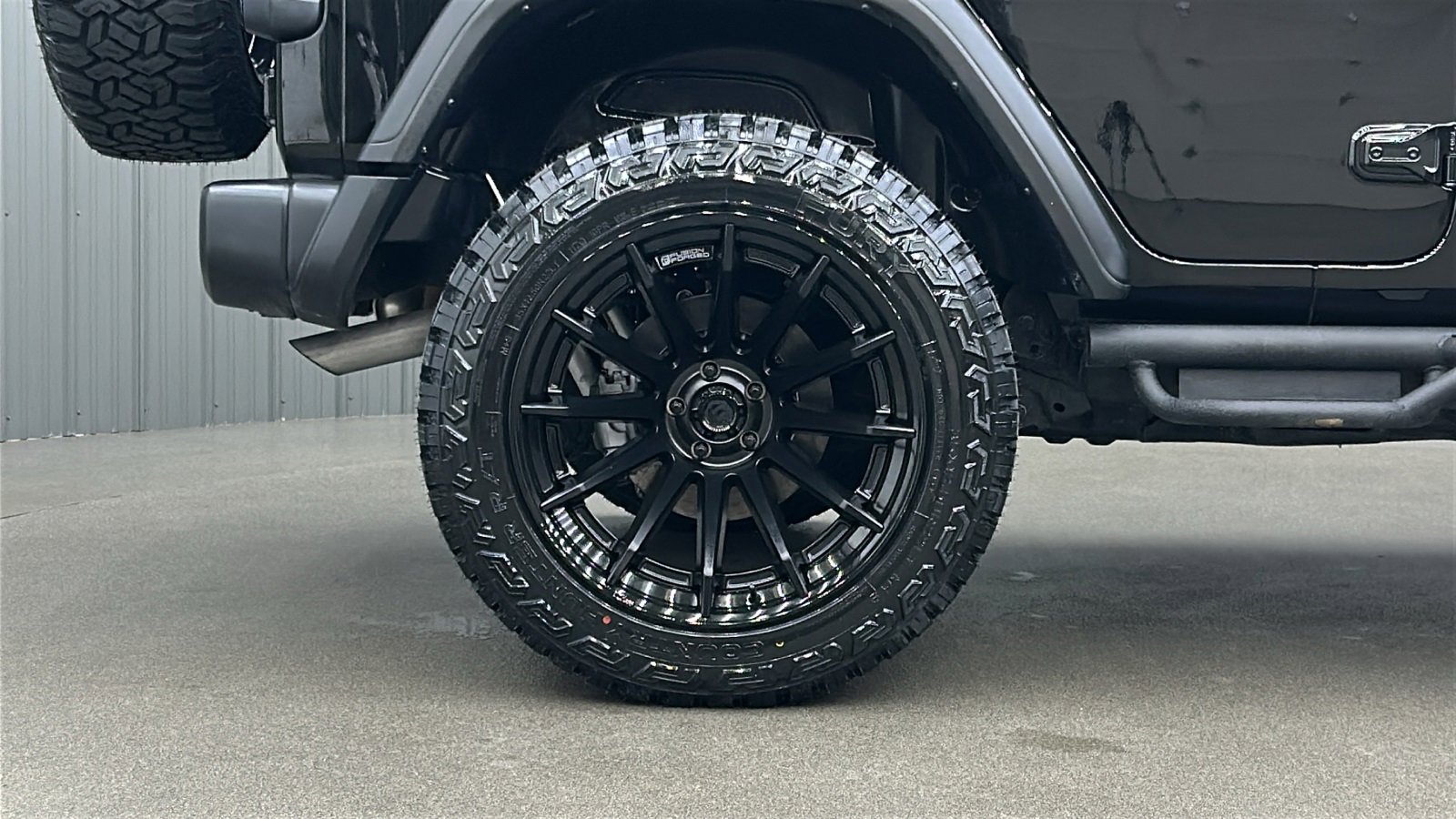 Used 2025 Jeep Wrangler Willys 4xe image 12