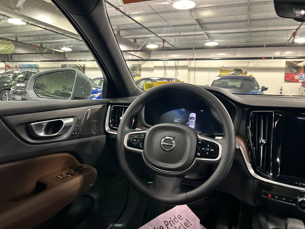 Used 2026 Volvo V60 B5 Cross Country Plus w/ Protection Package Premier AWD/4WD image 24