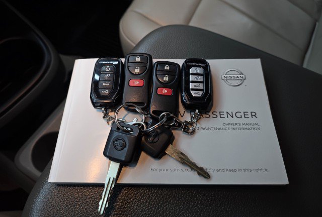 Used 2019 Nissan NV 3500 SL RWD image 37