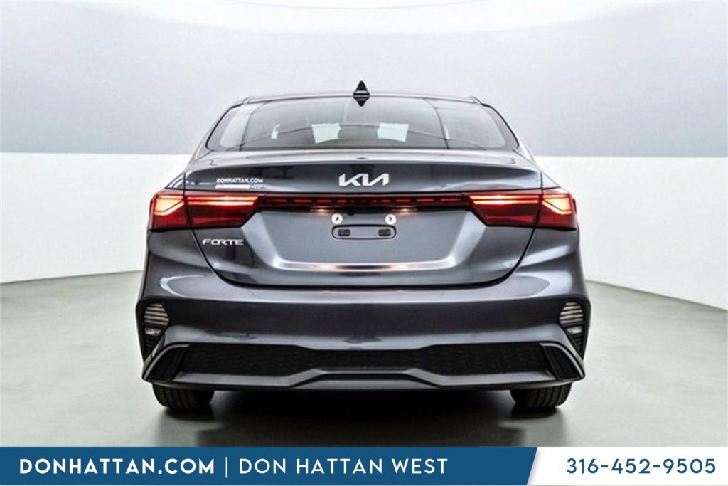 Used 2024 Kia Forte LXS image 32