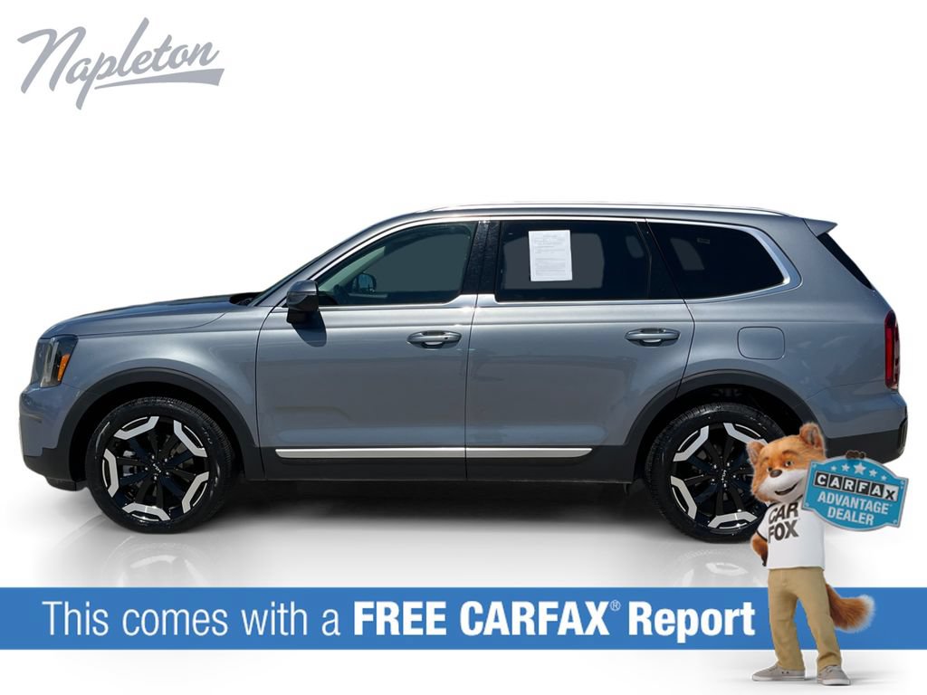 Used 2025 Kia Telluride S AWD/4WD image 2