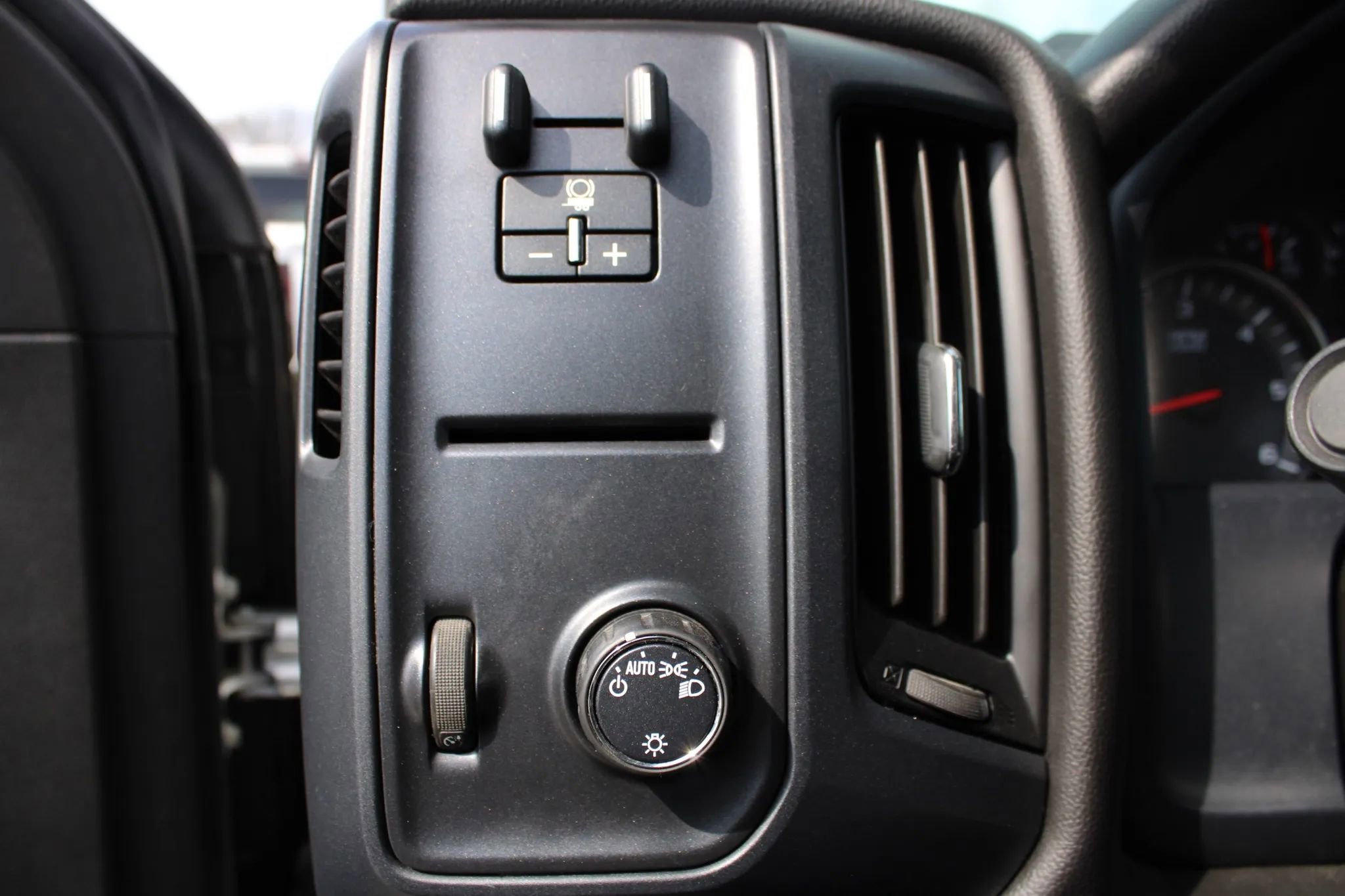 Used 2019 GMC Sierra 2500 4x4 Crew Cab image 15