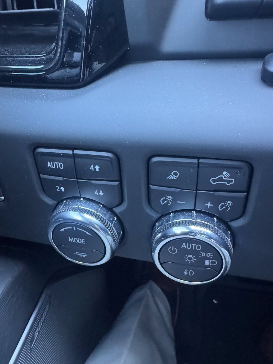 Used 2024 GMC Sierra 1500 AT4X AWD/4WD image 20