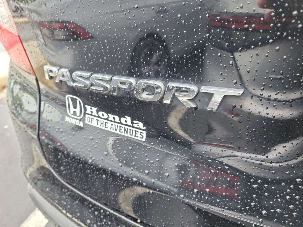 Used 2021 Honda Passport Sport image 15