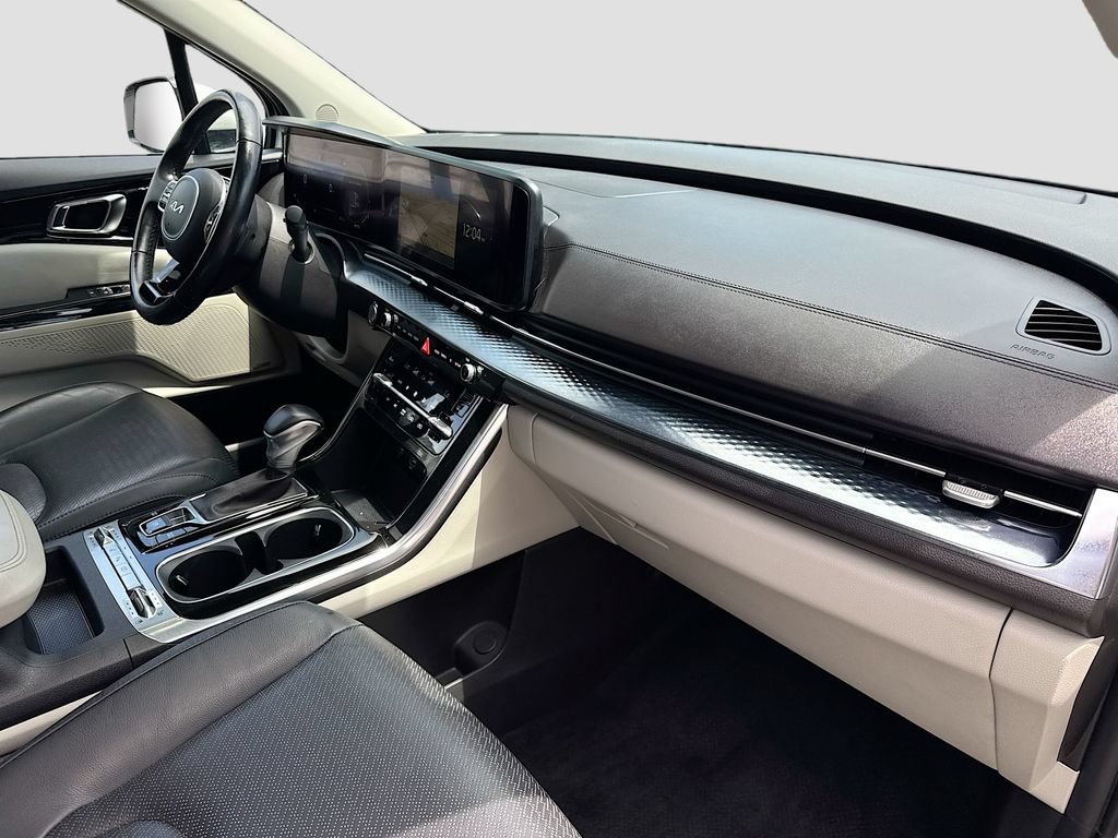 Used 2022 Kia Carnival SX Prestige FWD image 32