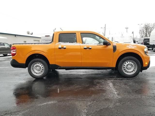 New 2026 Ford Maverick XL image 2