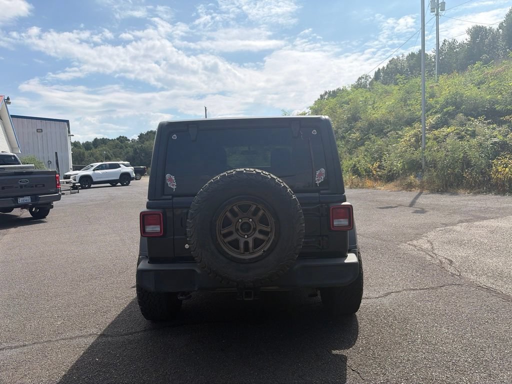Used 2018 Jeep Wrangler Unlimited Sport S AWD/4WD image 8