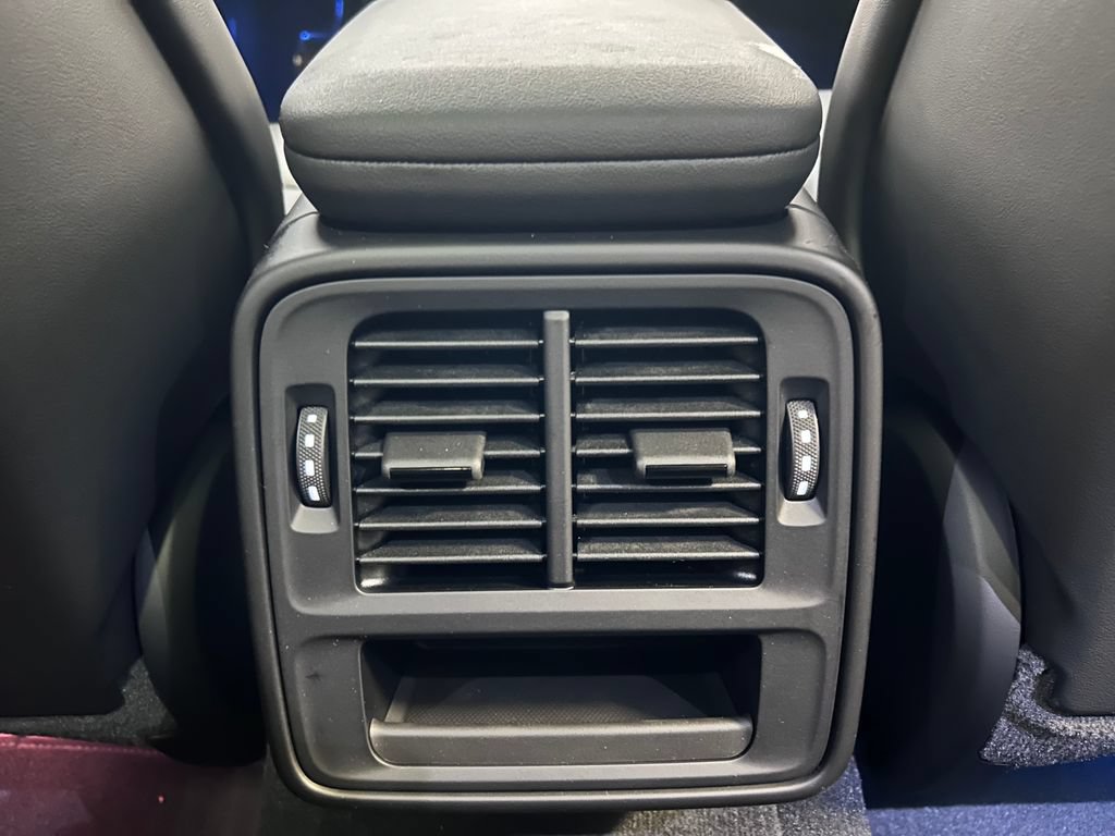 New 2026 Porsche Taycan 4S AWD/4WD image 25
