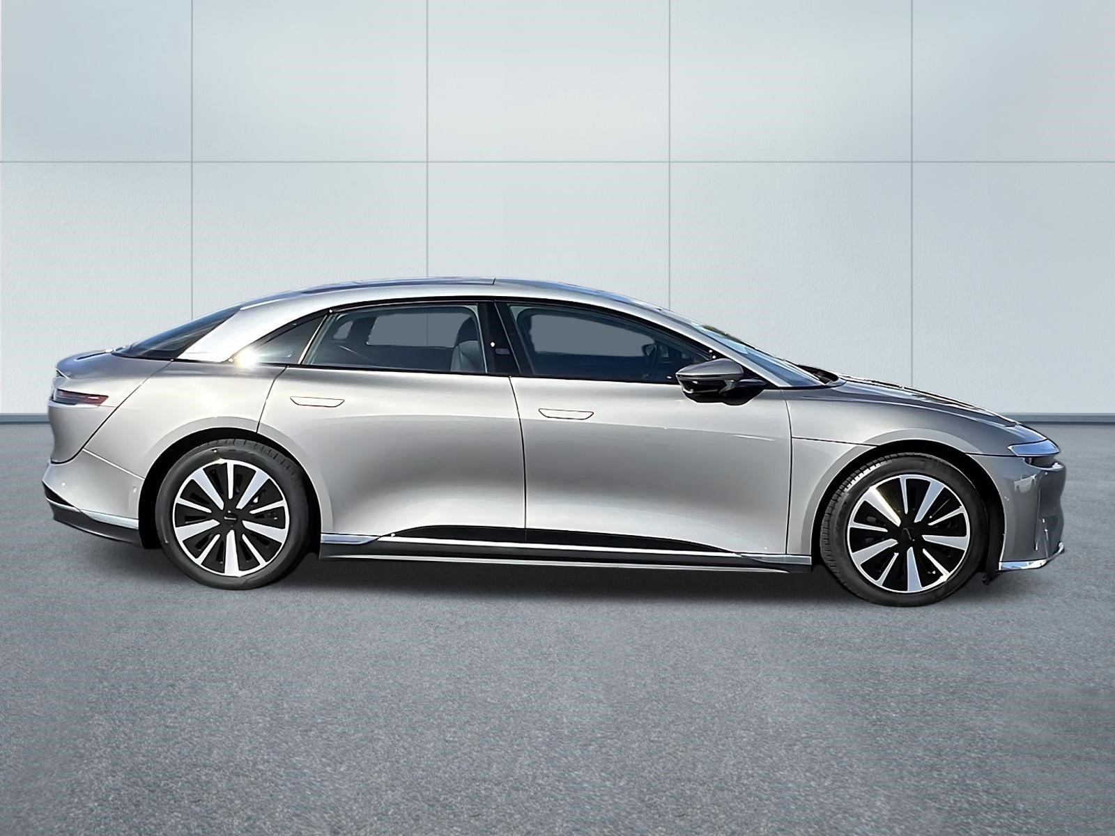 Used 2023 Lucid Air Touring AWD/4WD image 7