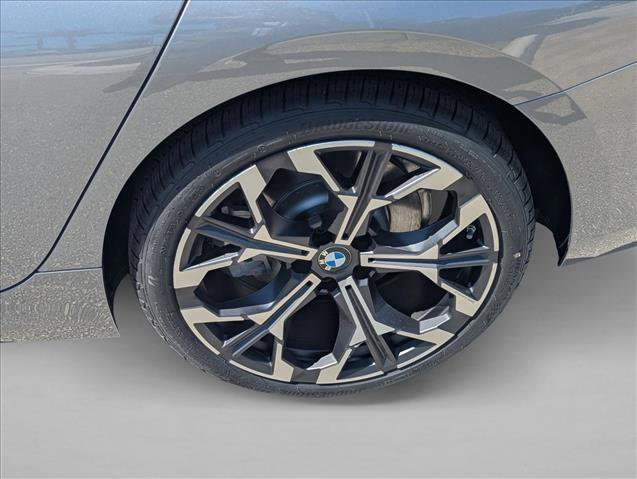 New 2026 BMW 330i Sedan w/ Premium Package image 9