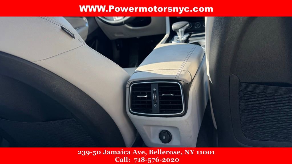 Used 2023 Genesis G70 2.0T image 20