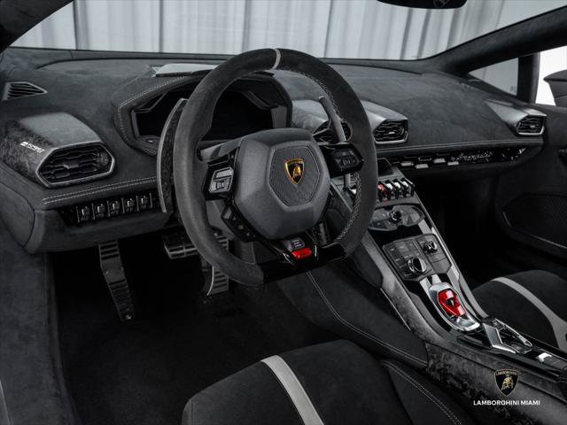 Used 2018 Lamborghini Huracan Performante AWD/4WD image 47