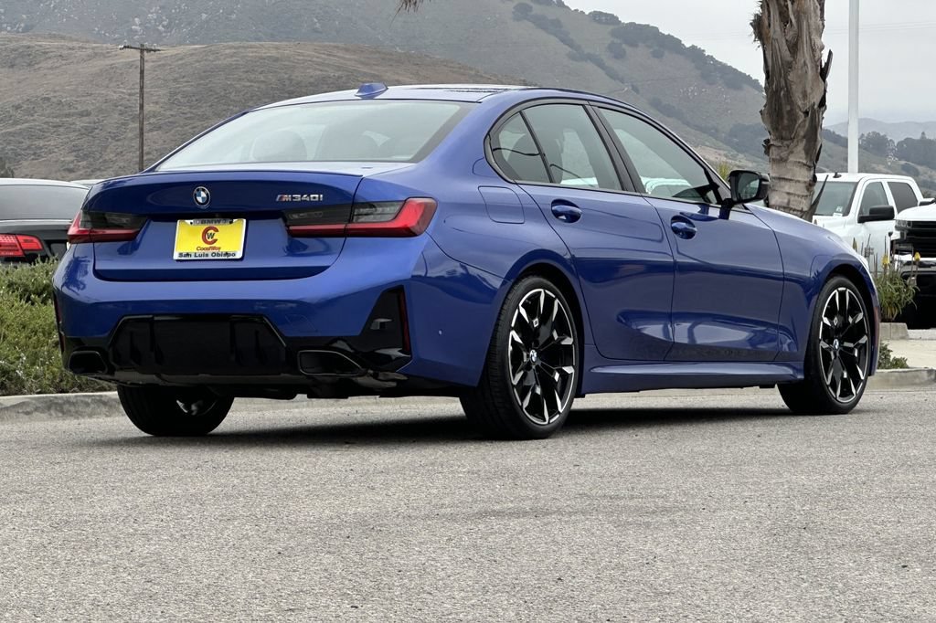 Used 2025 BMW M340i RWD image 3