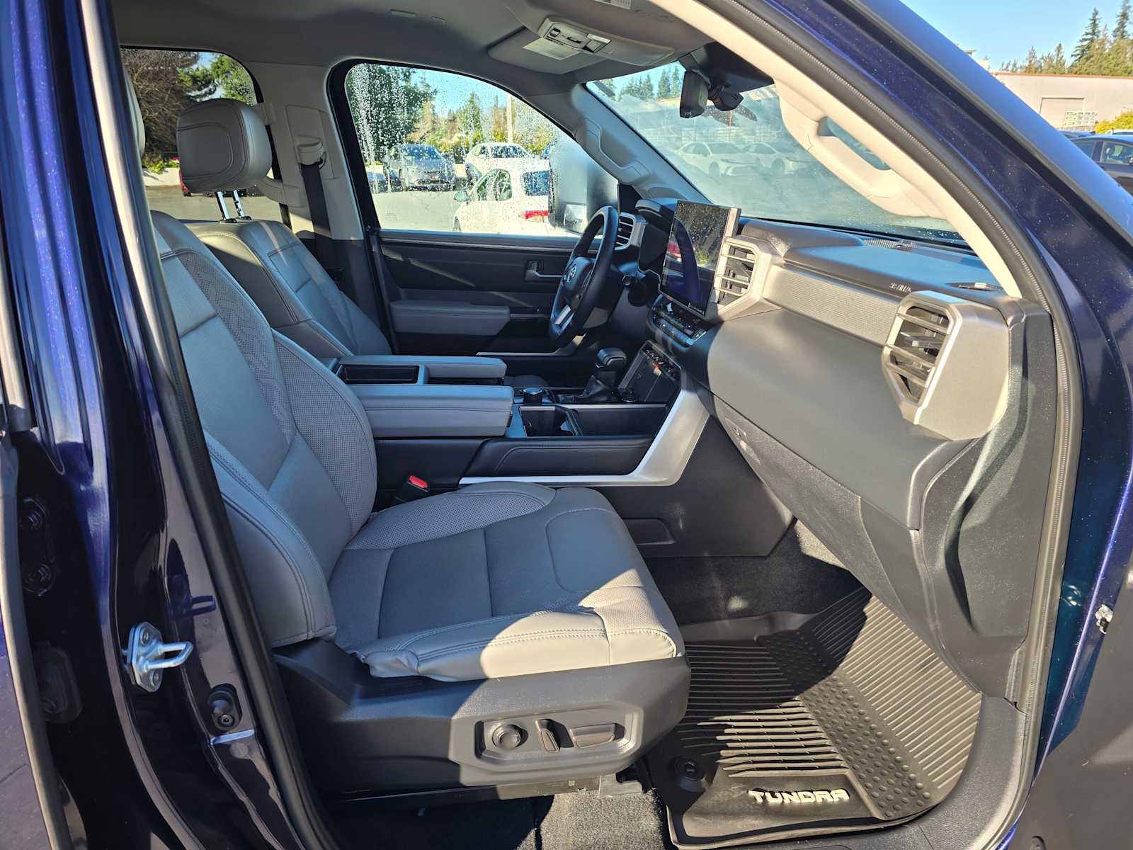 Used 2023 Toyota Tundra Limited w/ TRD Off-Road Package image 11