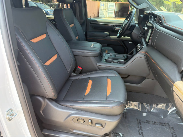 Used 2025 GMC Sierra 2500 AT4 w/ AT4 Premium Plus Package AWD/4WD image 15