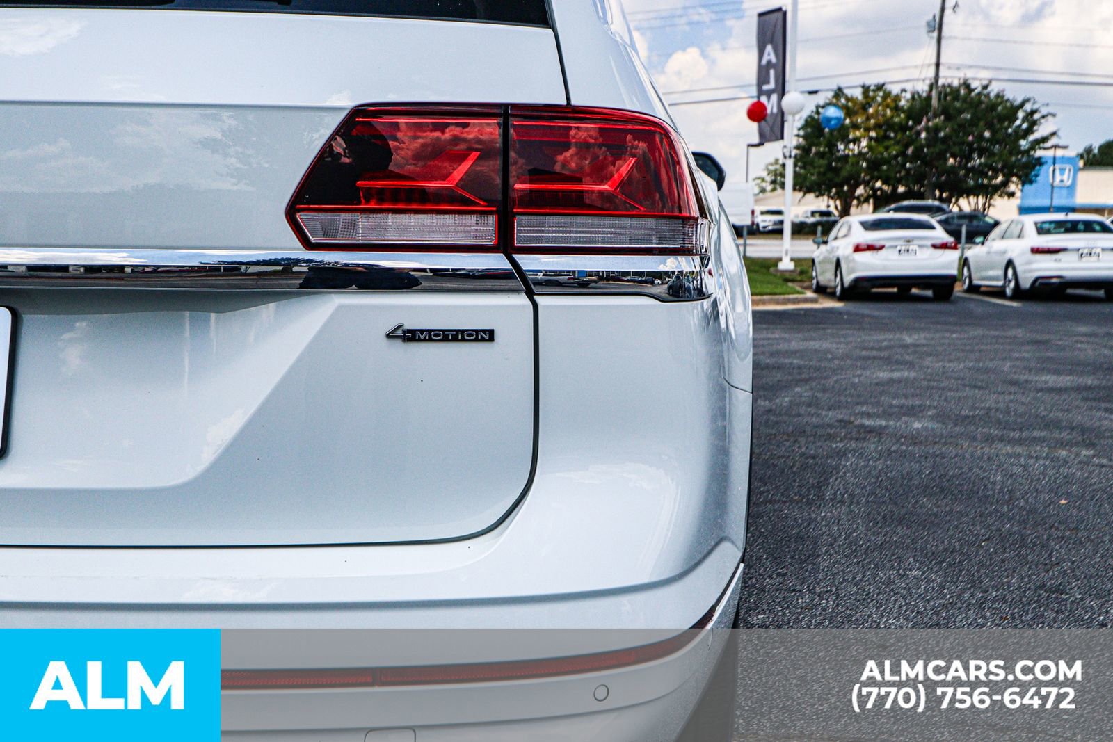 Used 2023 Volkswagen Atlas SEL Premium image 18