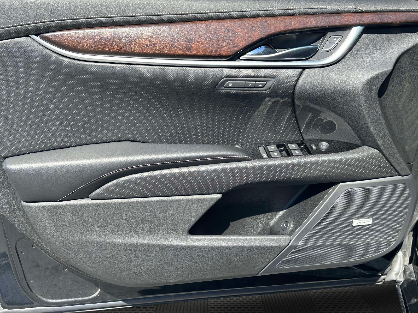 Used 2019 Cadillac XTS Luxury FWD image 19