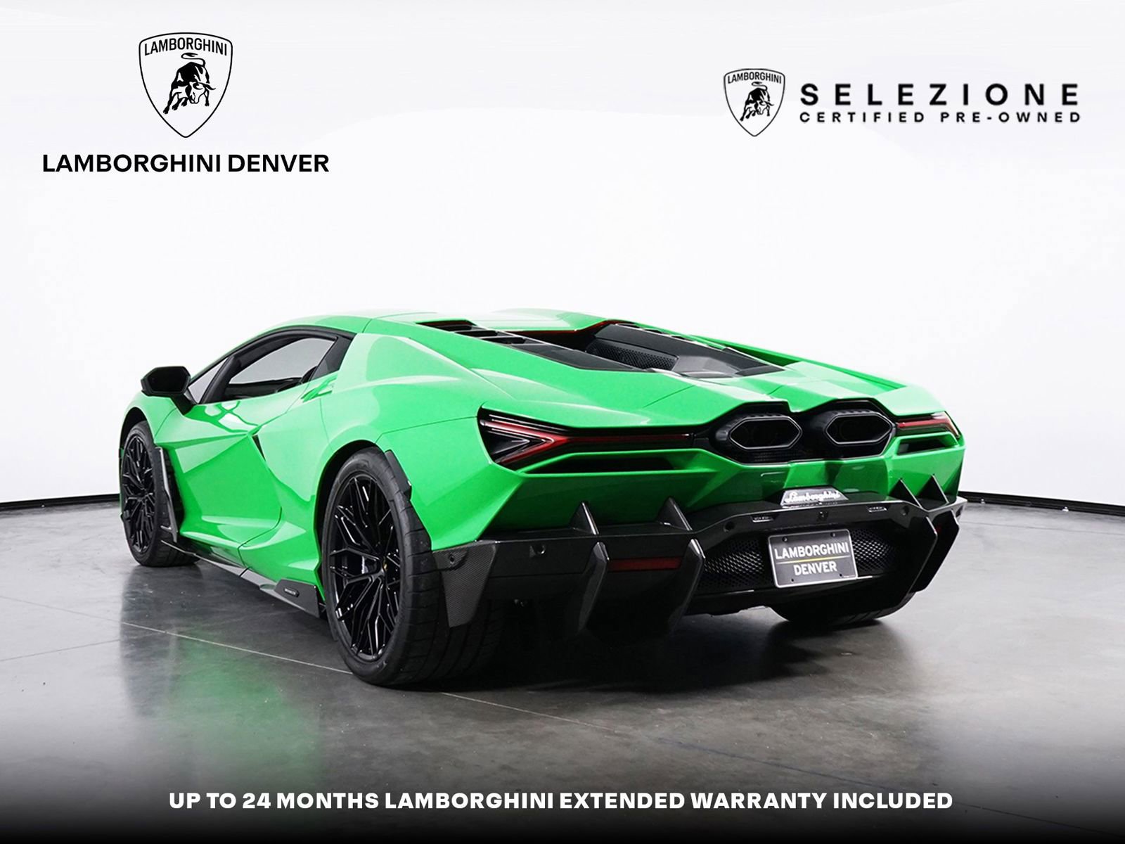 Used 2025 Lamborghini Revuelto Base image 3