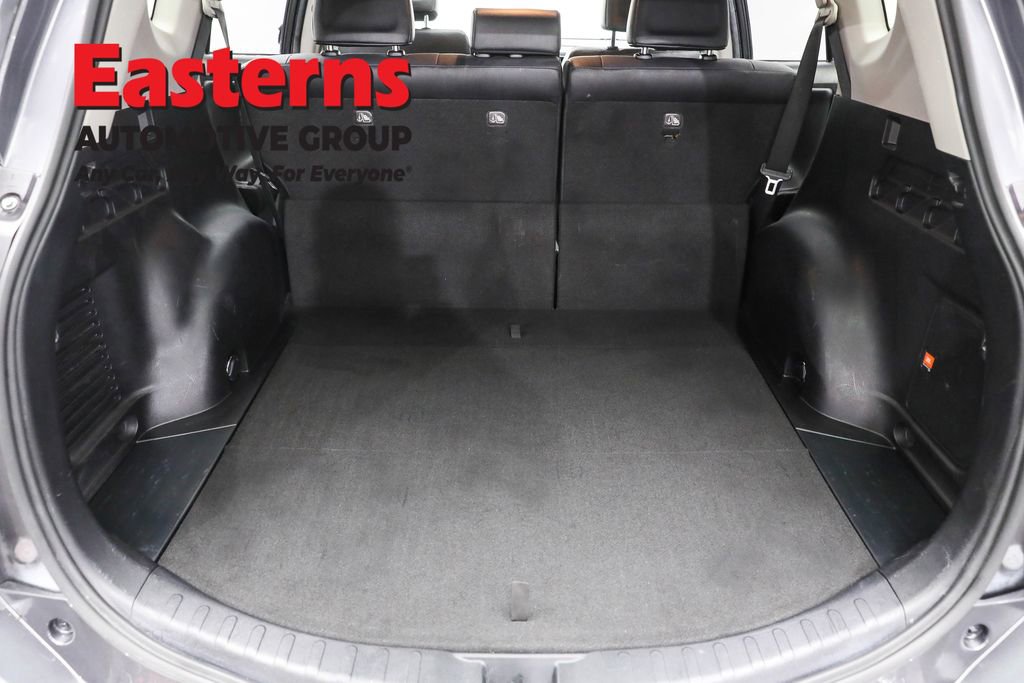 Used 2018 Toyota RAV4 Limited image 9