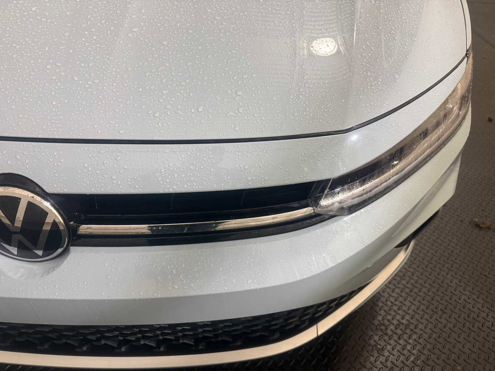 Certified 2025 Volkswagen Jetta SE w/ Sunroof Package image 5