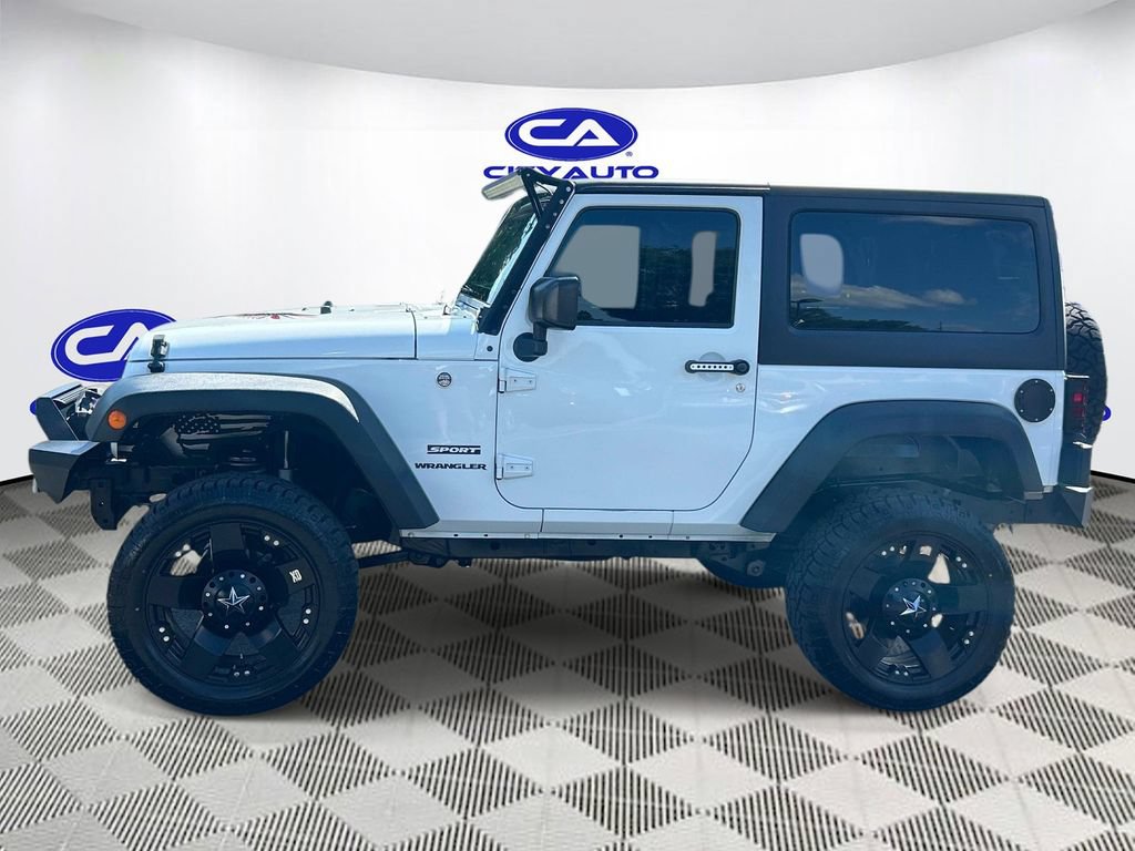 Used 2016 Jeep Wrangler Sport AWD/4WD image 7